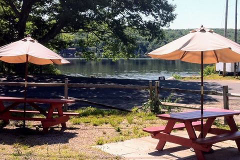 Holland's Maine Attraction
